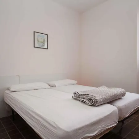 In 24991 Rosolina Mare